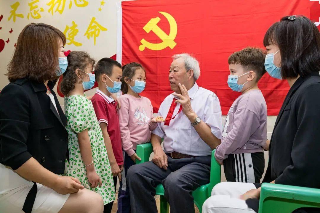 这是警察